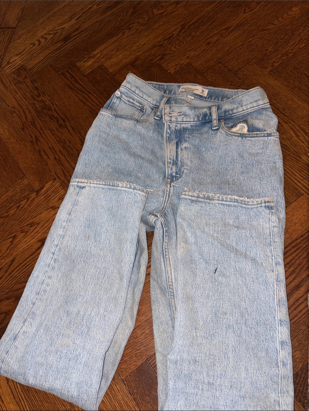 Abercrombie & Fitch Light Blue Straight Jeans (see small stain on back of jeans)
